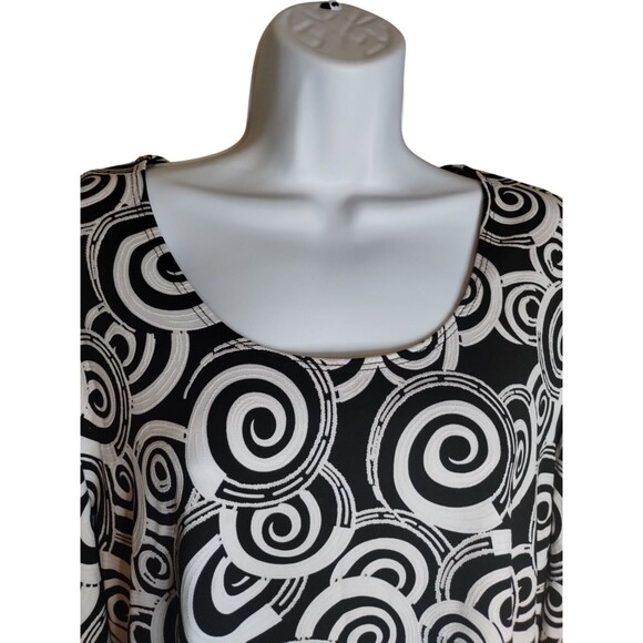 Travel Elements Tunic Top size large EUC. - Picture 4 of 9